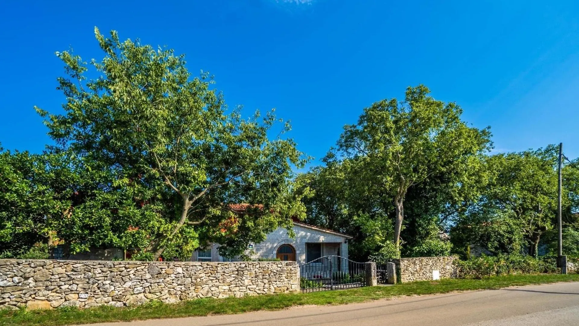 Ferienwohnung Fuer 6 Personen Ca 105 Qm In Krnica, Istrien Bucht Von Rasa Хорватия